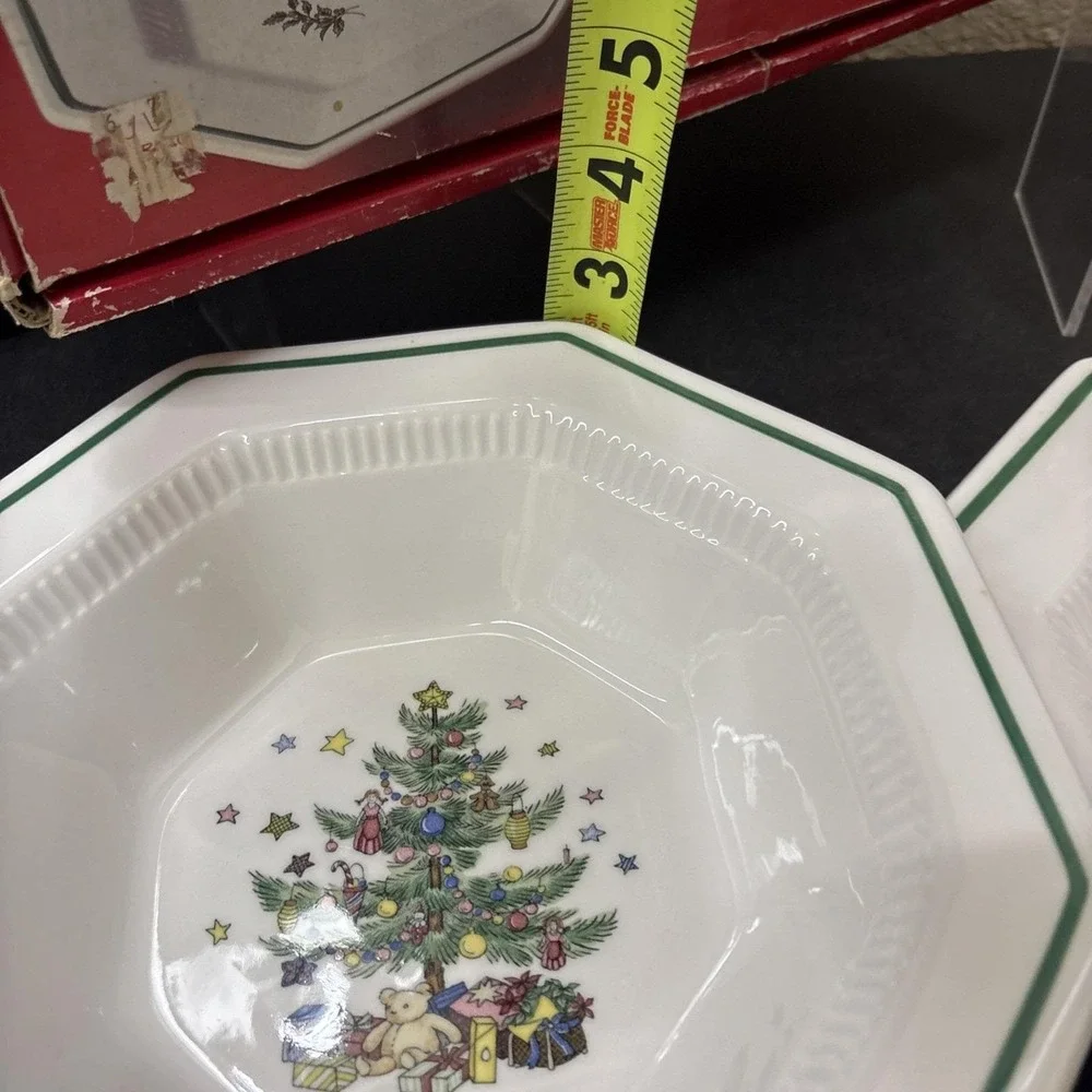 Nikko~Christmastime/Happy Holidays~5 pcs Completer Set~IOB